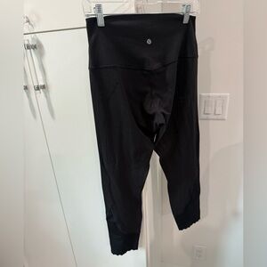 Lululemon Align 7/8 legging with Scallop bottom